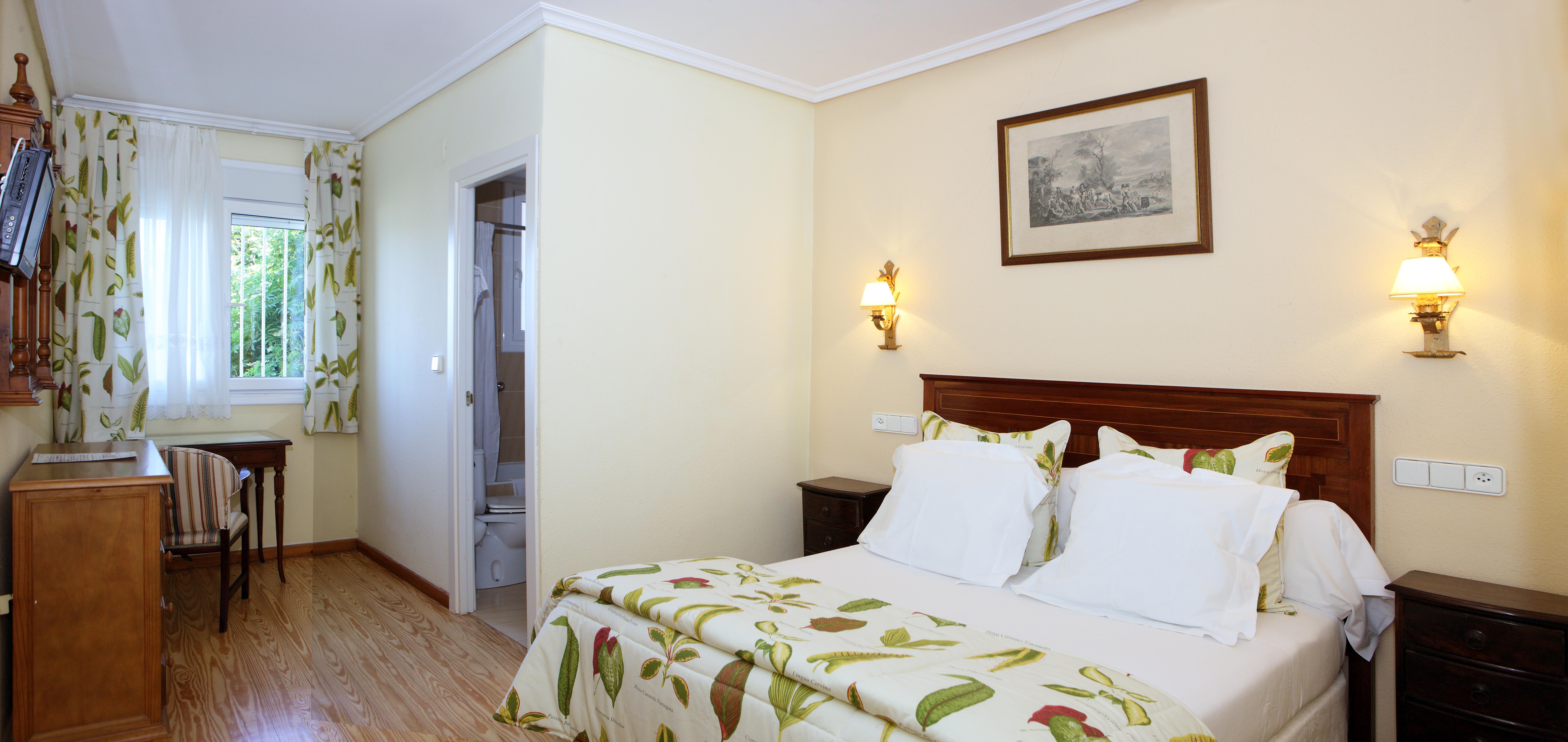 Hotel Restaurante Risco Laredo Zewnętrze zdjęcie