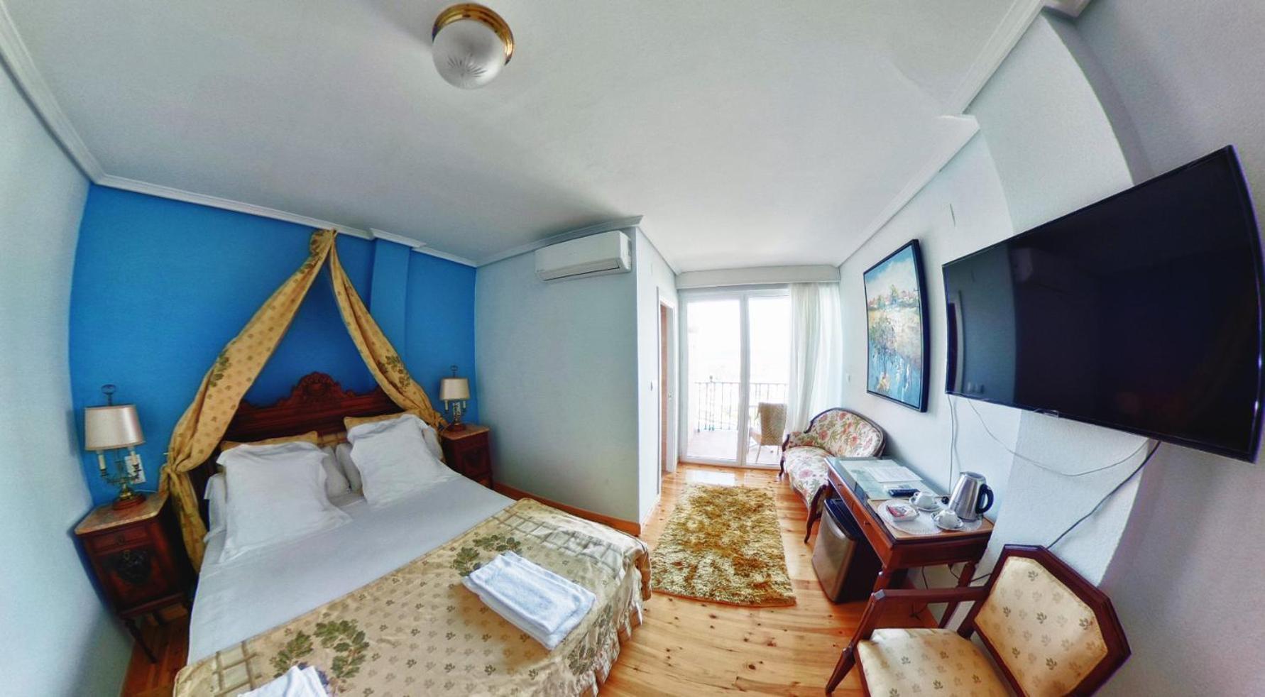Hotel Restaurante Risco Laredo Zewnętrze zdjęcie