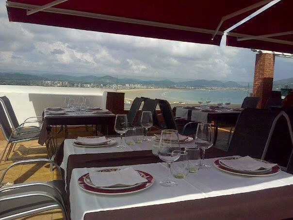 Hotel Restaurante Risco Laredo Zewnętrze zdjęcie